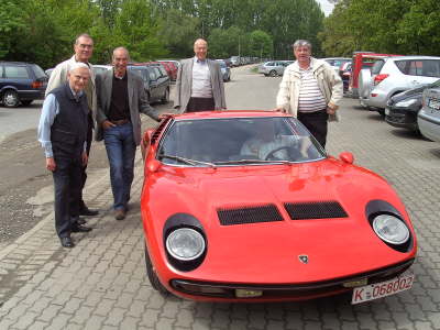 Mittwoch, 29.04.09. Eine Kollegin und 48 Kollegen trafen sich im Hallerhof in B-Oberauen