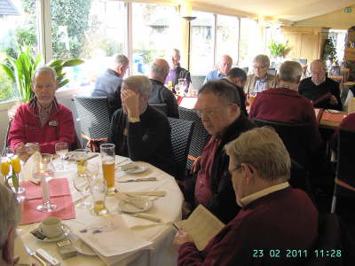 Mittwoch, 23.02.2011. Treffen mit 46 Kollegen im Hallerhof.