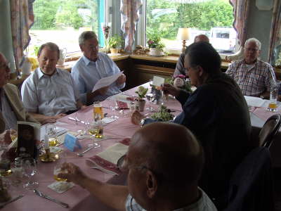 Mittwoch,03.06.09. 36 Kollegen trafen sich im Hffer Hof.