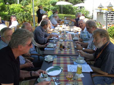 Mittwoch, 29.07.09. Treffen im Hffer Hof im Biergarten