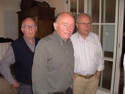 Mittwoch, 30.09.09. 35 Kollegen und 1 Kollegin trafen sich im Restaurant "Gut Clarenhof" bei Peppe Celentano.