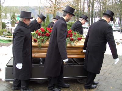 Freitag, 05.02.10. 40 ehemalige Ford Kollegen nahmen an der Beerdigung von Manfred Abts teil in Odenthal Selbach.