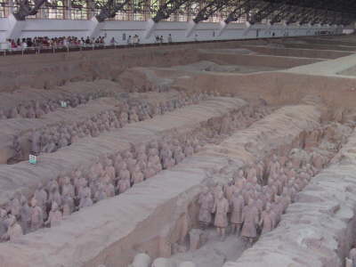 Donnerstag, 07.08.08. Die 35 km stlich von Xian entdekte Terrakotta-Armee