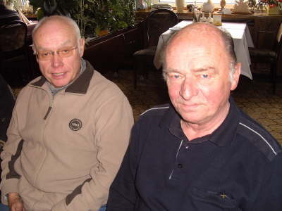 Mittwoch, 26.11.08. Fnfunddreizig Kollegen trafen sich im Hffer Hof.