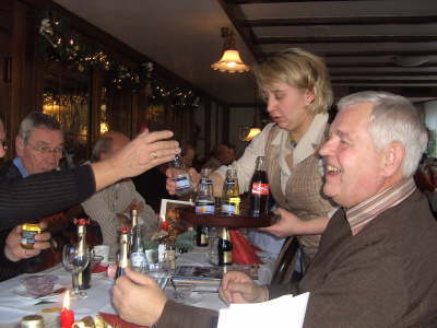 Dienstag, 30.12.08. 31 Kollegen hatten sich im "Hffer Hof" getroffen.