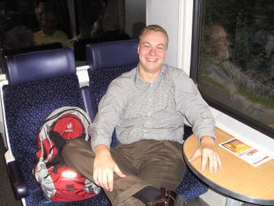 Dienstag, 7. August 2007. 28 Kollegen besuchten das Mercedes-Benz Museum in Bad Cannstadt.